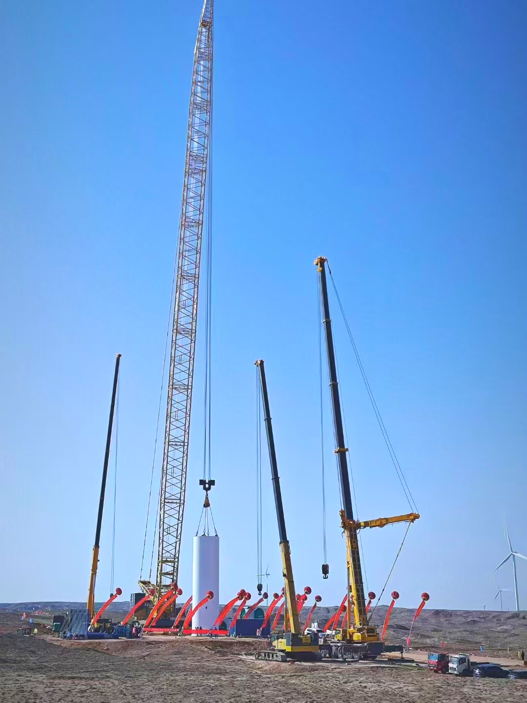 “举重若轻”零偏差！徐工履带起重机上演“施工大片”