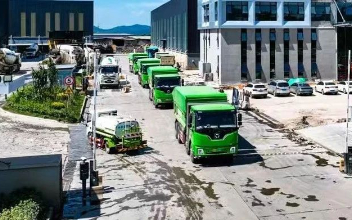 徐工新能源自卸车擦亮城市建设绿色底色